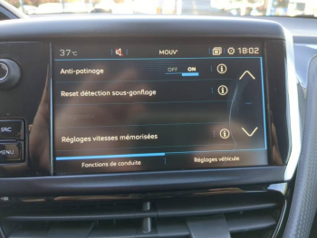 Photo 19 du bon plan PEUGEOT 208 1.5 BlueHDi 100ch E6.c GT Line S&S 5p occasion à 11990 €