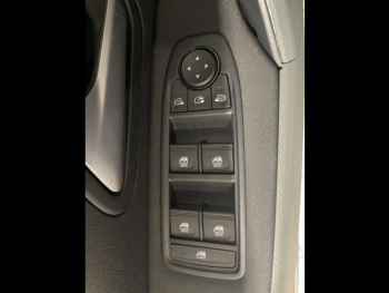 Photo 12 du bon plan DACIA Duster 1.6 hybrid 140ch Extreme 4x2 occasion à 28440 €
