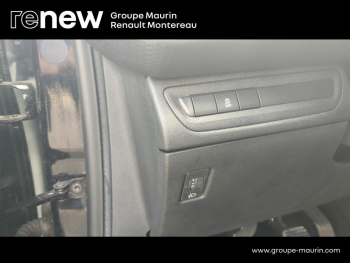 Photo 23 du bon plan PEUGEOT 2008 1.6 BlueHDi 100ch Active occasion à 11900 €