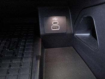 Photo 14 du bon plan FORD Ranger VUL 3.0 EcoBoost V6 292ch Stop&Start Double Cabine Raptor BVA10 occasion à 69901 €