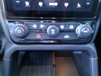 Photo 18 du bon plan FORD Ranger VUL 3.0 EcoBoost V6 292ch Stop&Start Double Cabine Raptor BVA10 occasion à 69901 €