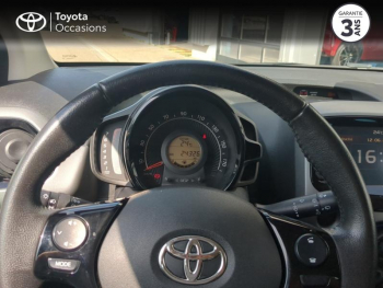 Photo 13 du bon plan TOYOTA Aygo 1.0 VVT-i 72ch x-play 5p MY21 occasion à 11990 €