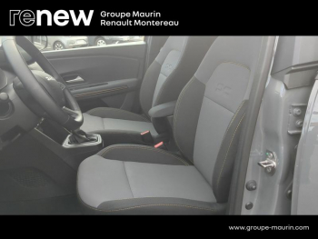 Photo 10 du bon plan DACIA Jogger 1.6 hybrid 140ch Extreme+ 7 places -24 occasion à 26490 €