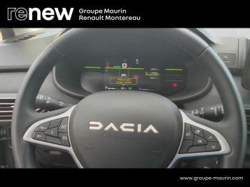 Photo 24 du bon plan DACIA Jogger 1.6 hybrid 140ch Extreme+ 7 places -24 occasion à 26490 €