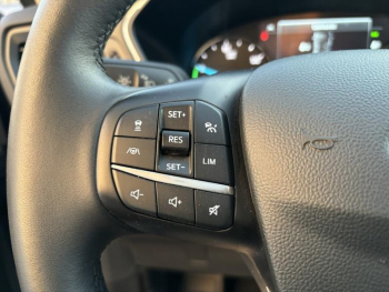 Photo 13 du bon plan FORD Kuga 2.5 Duratec 225ch PHEV Titanium BVA occasion à 22989 €