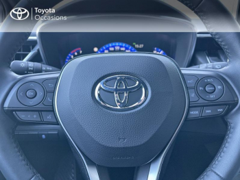 Photo 13 du bon plan TOYOTA Corolla 122h Design MY21 occasion à 22490 €