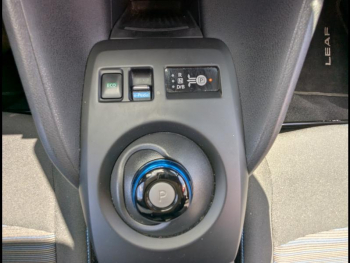 Photo 16 du bon plan NISSAN Leaf 150ch 40kWh Acenta 21.5 occasion à 14500 €