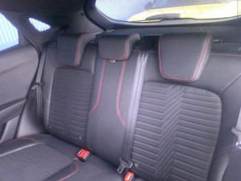 Photo 17 du bon plan FORD Puma 1.0 EcoBoost 155ch mHEV ST-Line X occasion à 18590 €