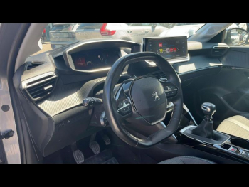 Photo 5 du bon plan PEUGEOT 208 1.2 PureTech 100ch S&S Allure occasion à 11990 €
