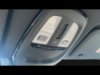 Photo 29 du bon plan VOLVO XC60 T6 Hybride Rechargeable 350ch Ultra Style Dark Geartronic 8 AWD occasion à 76500 €