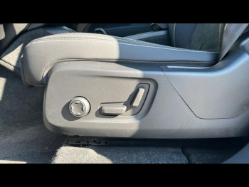Photo 16 du bon plan VOLVO C40 Recharge Twin 408ch First Edition EDT AWD occasion à 33200 €