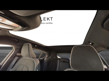 Photo 23 du bon plan VOLVO C40 Recharge Twin 408ch First Edition EDT AWD occasion à 33200 €