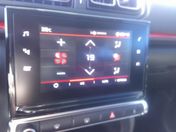 Photo 3 du bon plan CITROEN C3 PureTech 82ch Feel occasion à 8900 €