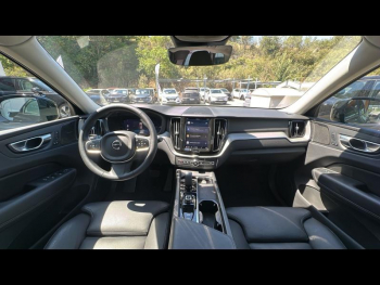 Photo 4 du bon plan VOLVO XC60 T6 Hybride Rechargeable 253 + 145ch Ultra Style Dark Geartronic 8 AWD occasion à 55900 €