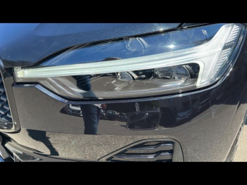 Photo 10 du bon plan VOLVO XC60 T6 Hybride Rechargeable 253 + 145ch Ultra Style Dark Geartronic 8 AWD occasion à 55900 €