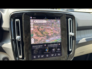 Photo 23 du bon plan VOLVO XC40 B3 163ch Ultra DCT 7 occasion à 48900 €