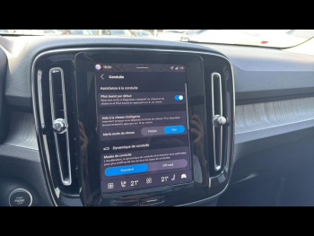 Photo 26 du bon plan VOLVO XC40 B3 163ch Lounge Edition DCT 7 occasion à 42900 €