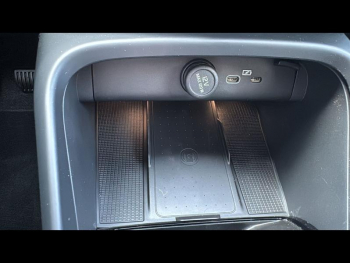 Photo 27 du bon plan VOLVO XC40 B3 163ch Lounge Edition DCT 7 occasion à 42900 €