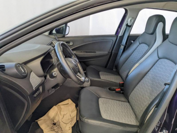 Photo 8 du bon plan RENAULT Zoe E-Tech Techno charge normale R135 Achat Integral - 22B occasion à 19490 €