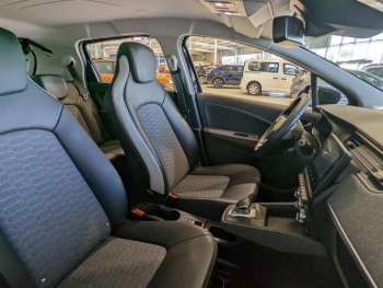 Photo 11 du bon plan RENAULT Zoe E-Tech Techno charge normale R135 Achat Integral - 22B occasion à 19490 €