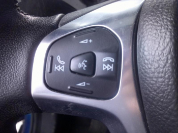 Photo 7 du bon plan FORD EcoSport 1.5 TDCi 90ch FAP Titanium occasion à 10900 €