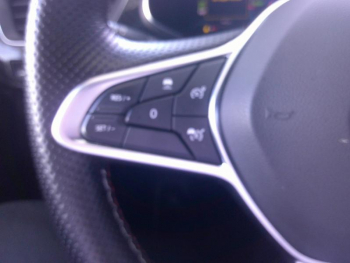 Photo 12 du bon plan RENAULT Arkana 1.6 E-Tech 145ch RS Line -21B occasion à 20900 €