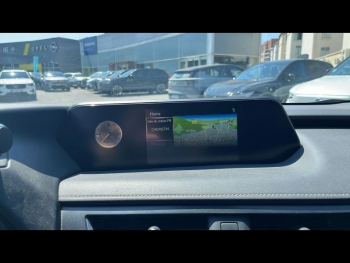 Photo 9 du bon plan LEXUS UX 250h 2WD Luxe MY21 occasion à 23990 €