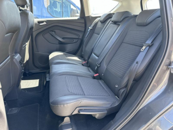 Photo 13 du bon plan FORD Kuga 1.5 Flexifuel-E85 150ch Stop&Start Titanium 4x2 BVA Euro6.2 occasion à 18490 €