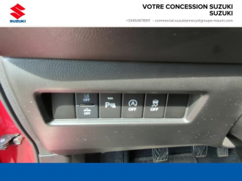 Photo 12 du bon plan SUZUKI Swift 1.2 Dualjet Hybrid 83ch Pack AllGrip occasion à 14990 €