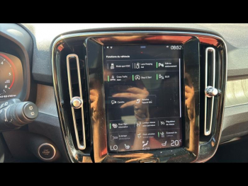 Photo 24 du bon plan VOLVO XC40 D4 AdBlue AWD 190ch Inscription Luxe Geartronic 8 occasion à 29900 €