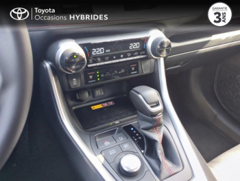 Photo 18 du bon plan TOYOTA RAV4 2.5 Hybride Rechargeable 306ch Collection AWD-i MY25 occasion à 54890 €