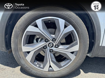 Photo 16 du bon plan RENAULT Captur 1.6 E-Tech hybride 145ch RS Line occasion à 21390 €