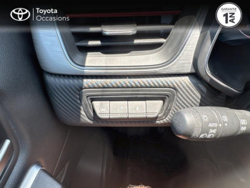 Photo 18 du bon plan RENAULT Captur 1.6 E-Tech hybride 145ch RS Line occasion à 21390 €