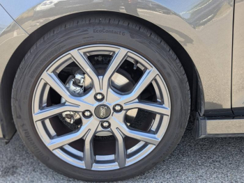 Photo 23 du bon plan FORD Fiesta 1.0 EcoBoost Hybrid 125ch ST-Line 5p occasion à 17900 €