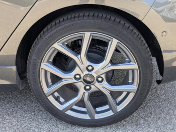 Photo 24 du bon plan FORD Fiesta 1.0 EcoBoost Hybrid 125ch ST-Line 5p occasion à 17900 €