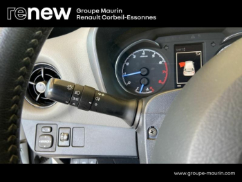 Photo 18 du bon plan TOYOTA Yaris 70 VVT-i France Connect 5p RC19 occasion à 9990 €