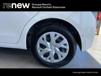 Photo 32 du bon plan TOYOTA Yaris 70 VVT-i France Connect 5p RC19 occasion à 9990 €