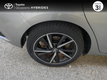 Photo 16 du bon plan TOYOTA Auris HSD 136h Collection RC18 occasion à 16990 €