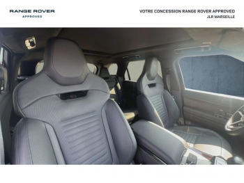 Photo 13 du bon plan LAND-ROVER Range Rover Sport 4.4 P635 635ch MHEV Dynamic SV Edit One Obsidian Black Gloss occasion à 258350 €