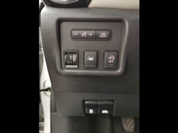 Photo 11 du bon plan NISSAN Micra 1.0 IG-T 92ch Made in France 2021 occasion à 13900 €