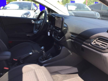 Photo 11 du bon plan FORD Fiesta 1.1 75ch Titanium Business 5p occasion à 12900 €