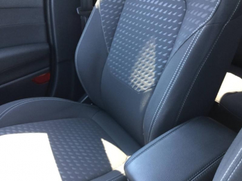 Photo 17 du bon plan FORD Fiesta 1.1 75ch Titanium Business 5p occasion à 12900 €