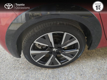 Photo 16 du bon plan PEUGEOT 208 1.5 BlueHDi 100ch S&S GT occasion à 12990 €