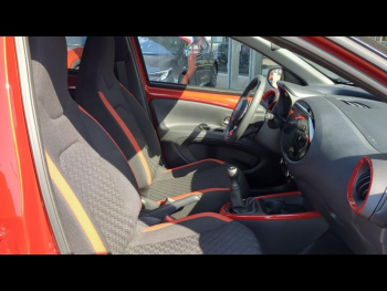 Photo 15 du bon plan TOYOTA Aygo X 1.0 VVT-i 72ch Design MY24 occasion à 17900 €