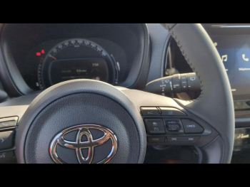 Photo 21 du bon plan TOYOTA Aygo X 1.0 VVT-i 72ch Design MY24 occasion à 17900 €