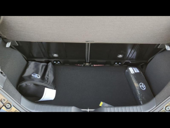 Photo 26 du bon plan TOYOTA Aygo X 1.0 VVT-i 72ch Design MY24 occasion à 17900 €