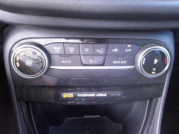 Photo 11 du bon plan FORD Puma 1.0 EcoBoost 125ch mHEV Titanium 6cv occasion à 17900 €