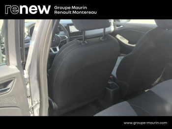 Photo 20 du bon plan RENAULT Clio 1.6 E-Tech 145ch full hybrid Evolution - 24 occasion à 20490 €