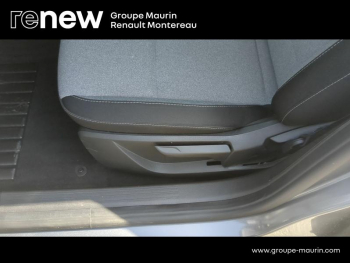 Photo 23 du bon plan RENAULT Clio 1.6 E-Tech 145ch full hybrid Evolution - 24 occasion à 20490 €