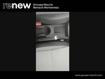 Photo 30 du bon plan RENAULT Clio 1.6 E-Tech 145ch full hybrid Evolution - 24 occasion à 20490 €